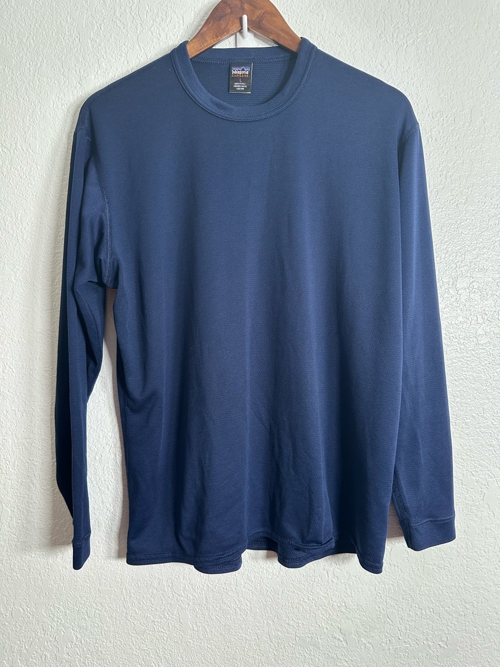 Patagonia Capilene Long Sleeve Base Layer Unisex Shirt Size L
